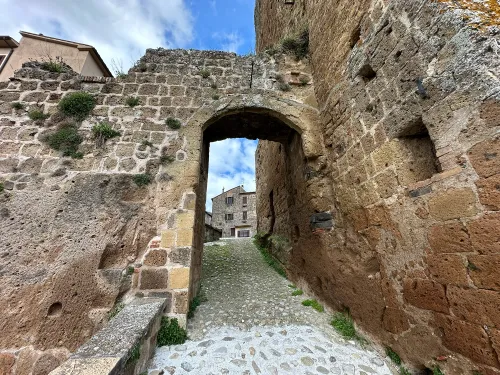 Castell'Ottieri Castle