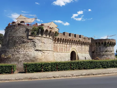 Colle Val d'Elsa - Porta Nuova (New Gate)