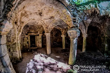 Cripta di Giugnano - Abbazia di San Salvatore