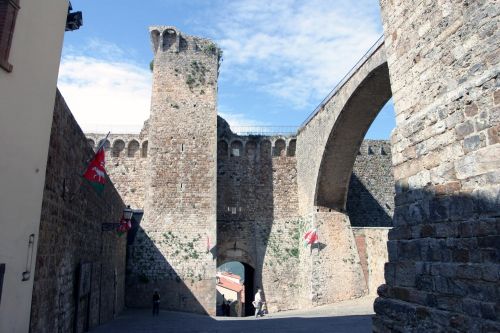 Fortezza Senese E Mura Di Massa Marittima Grosseto