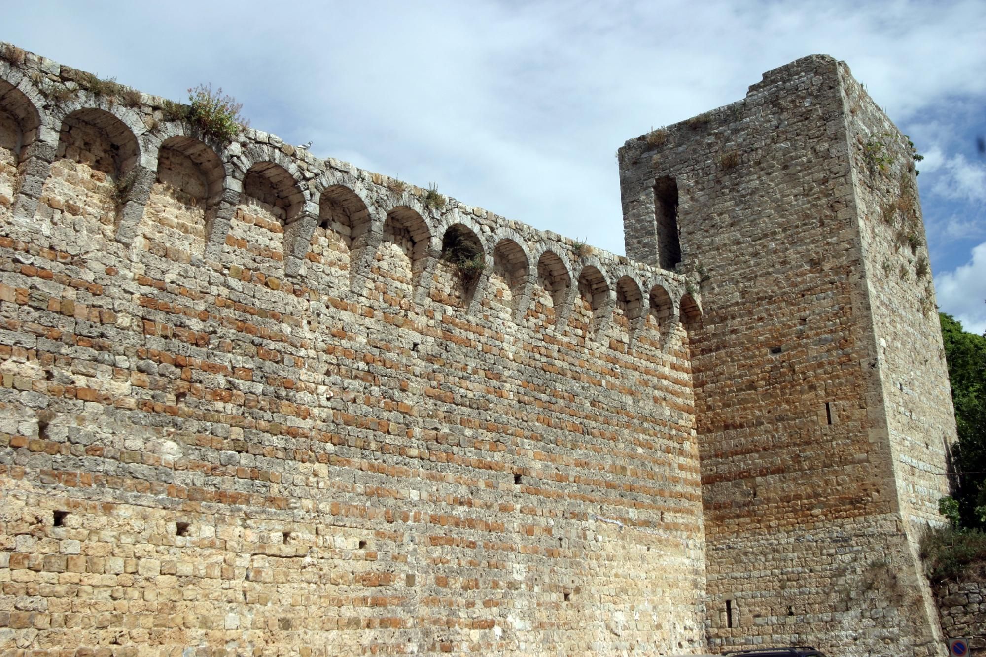 Fortezza Senese E Mura Di Massa Marittima Grosseto