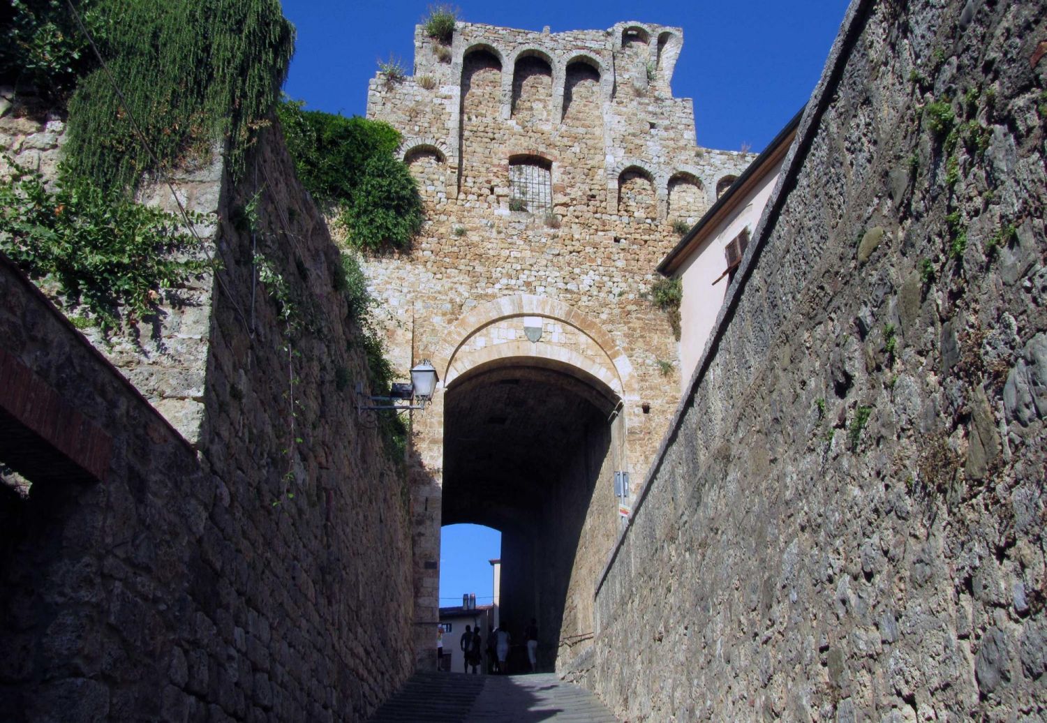 Fortezza Senese E Mura Di Massa Marittima Grosseto