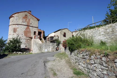 Montefollonico - Le Mura