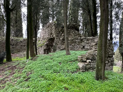 Monteloro Castle