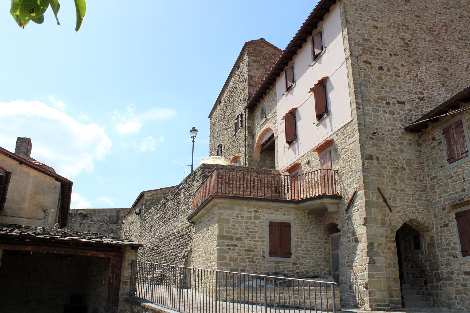 Montemignaio Castle Castel Leone Casentino, Arezzo