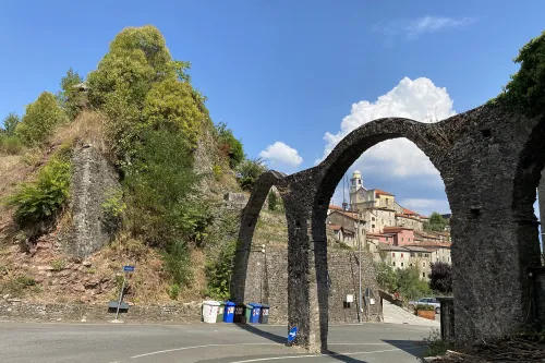 Mulazzo - Torre di Dante and Malaspina Castle