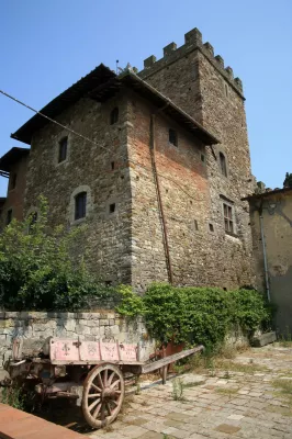 il Palagio Castle