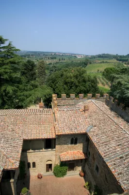 il Palagio Castle