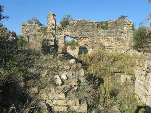 Pietra Castle