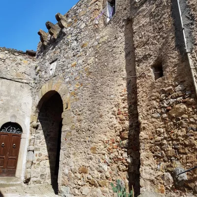 Castello di Tatti