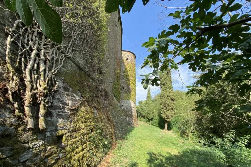 Villa di Tresana Castle