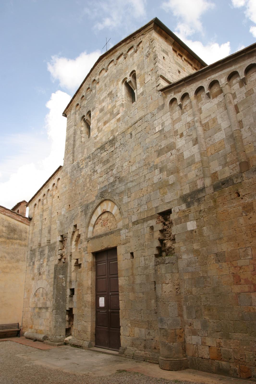 Abbadia a Isola - Monteriggioni - Borgo e Abbazia Fortificata