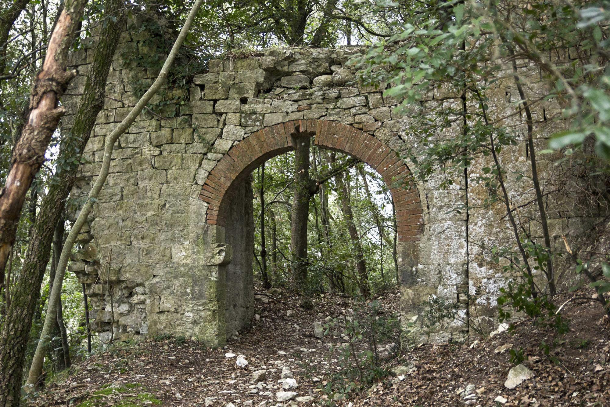 Castello di Cerreto Ciampoli