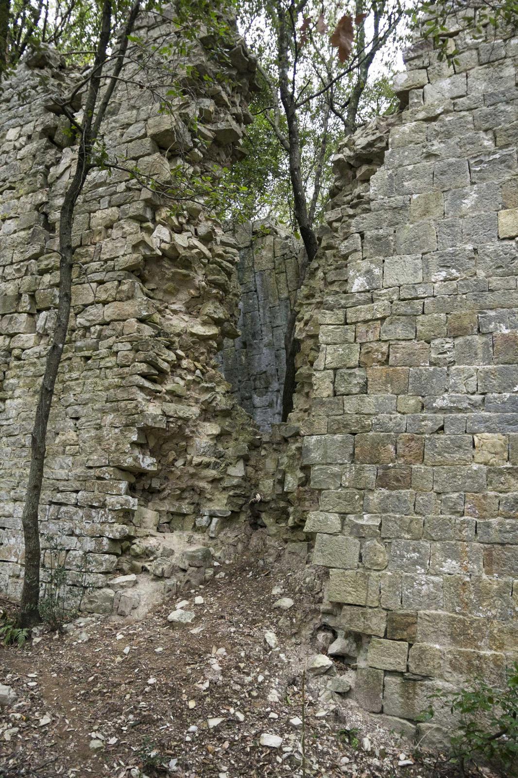 Castello di Cerreto Ciampoli