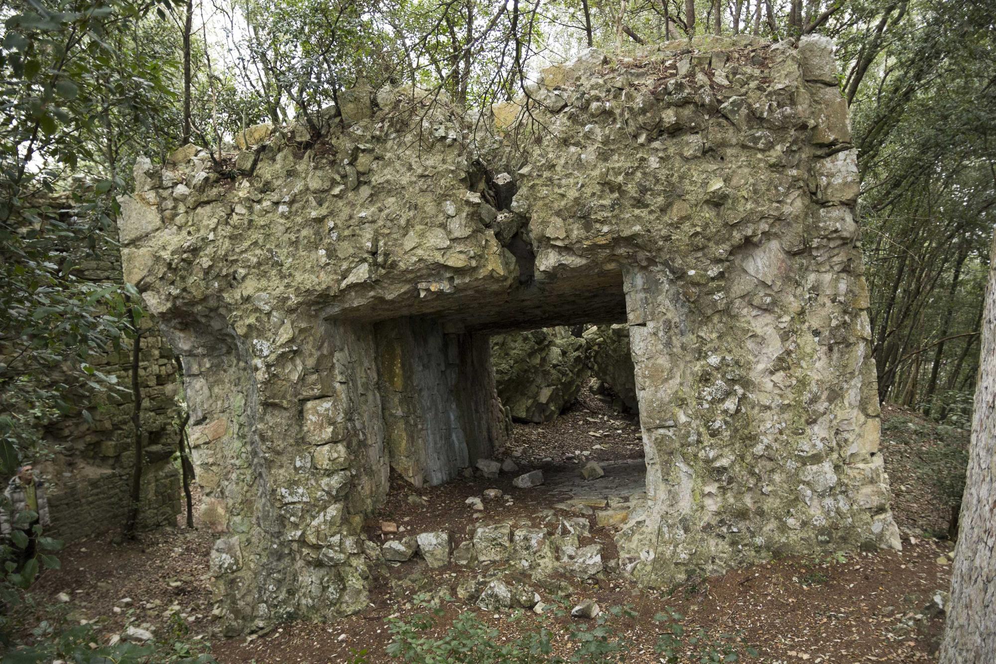 Castello di Cerreto Ciampoli