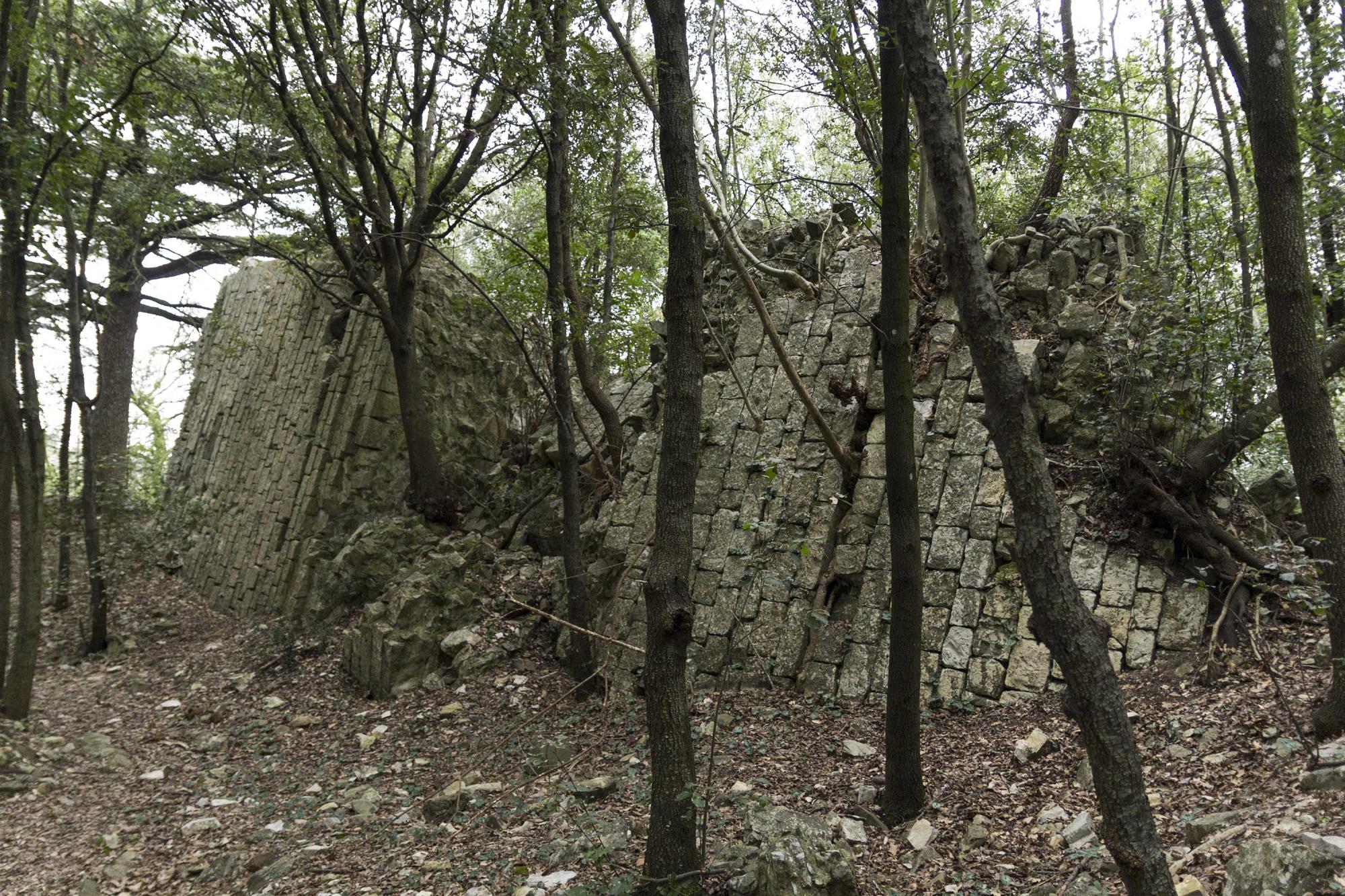 Castello di Cerreto Ciampoli
