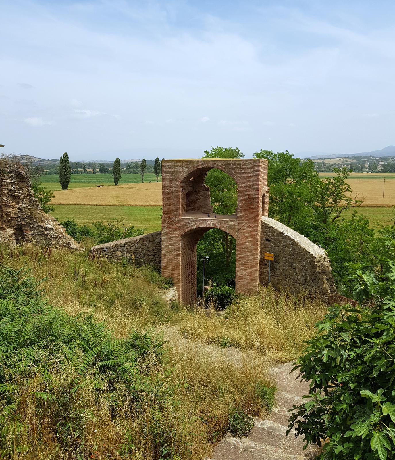 Istia d'Ombrone Castle