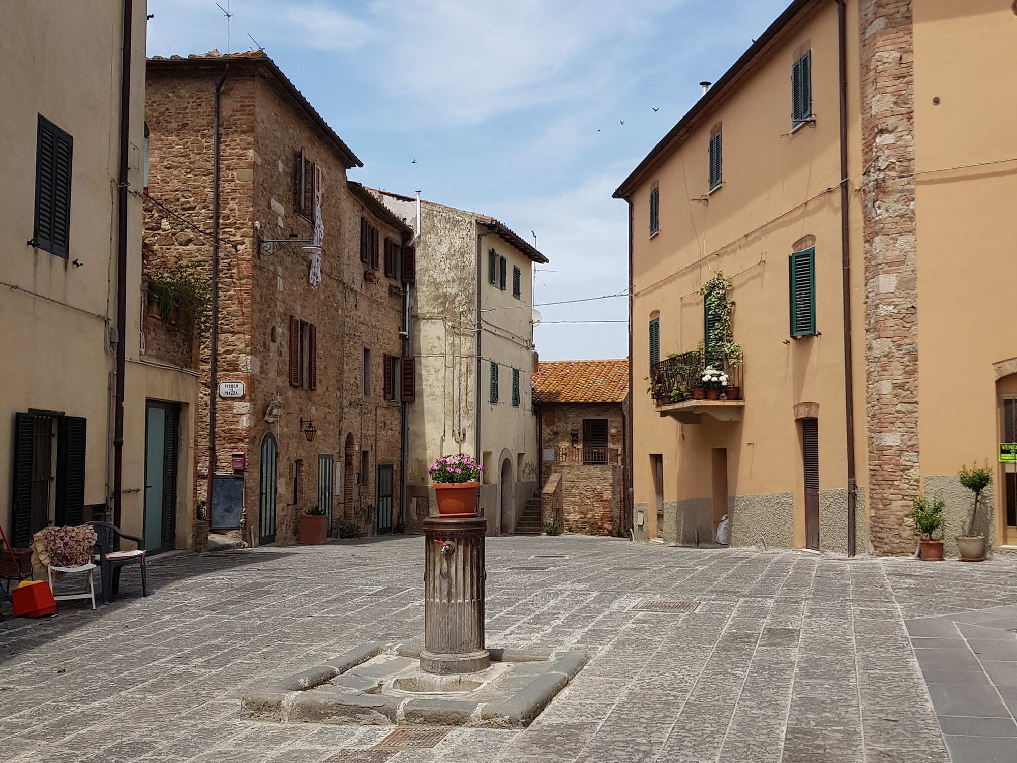 Istia d'Ombrone Castle