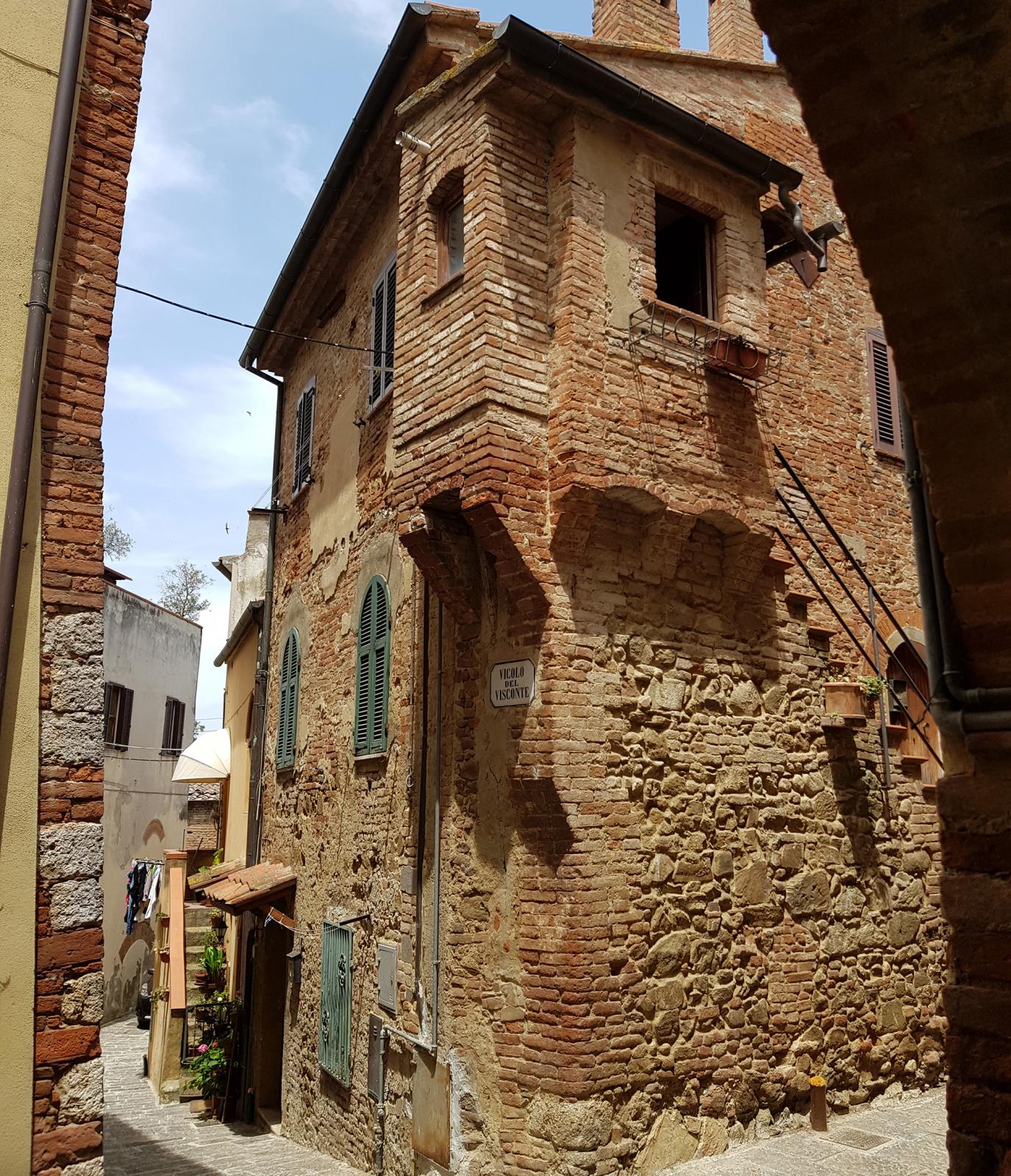 Istia d'Ombrone Castle