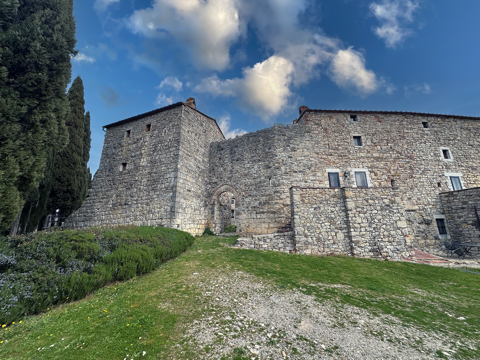 Castello di Monteluco a Lecchi