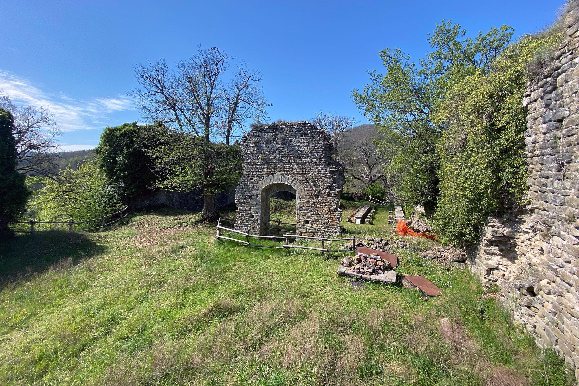 Castello di Montedomenichi Cavriglia Arezzo