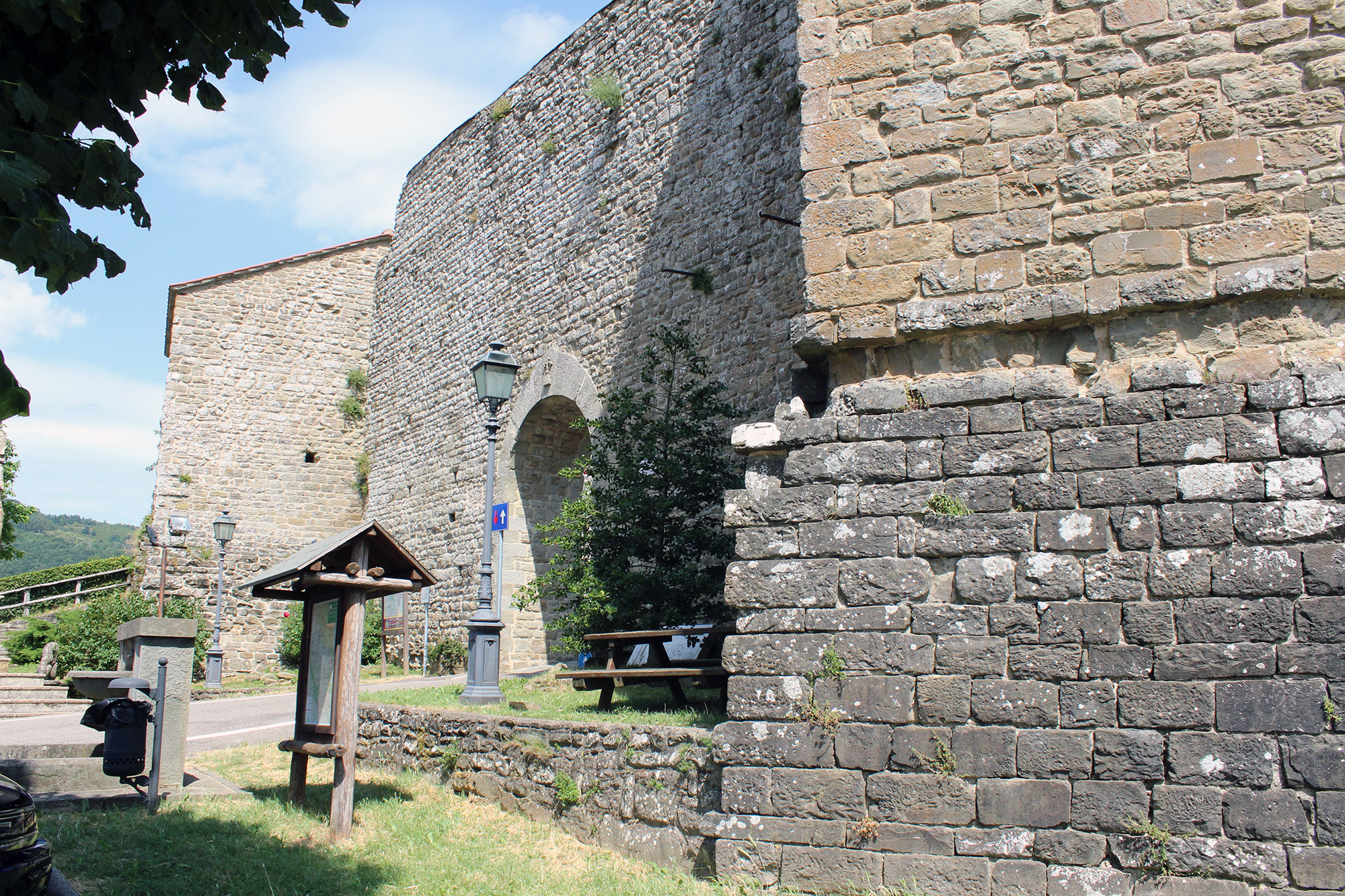 Montemignaio - Castel Leone