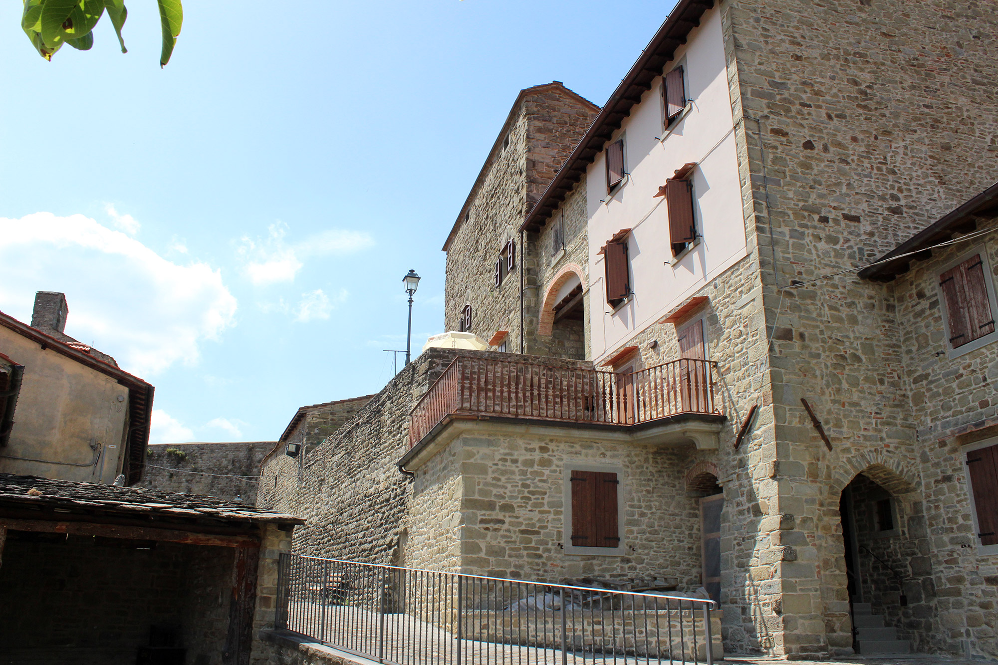 Montemignaio - Castel Leone