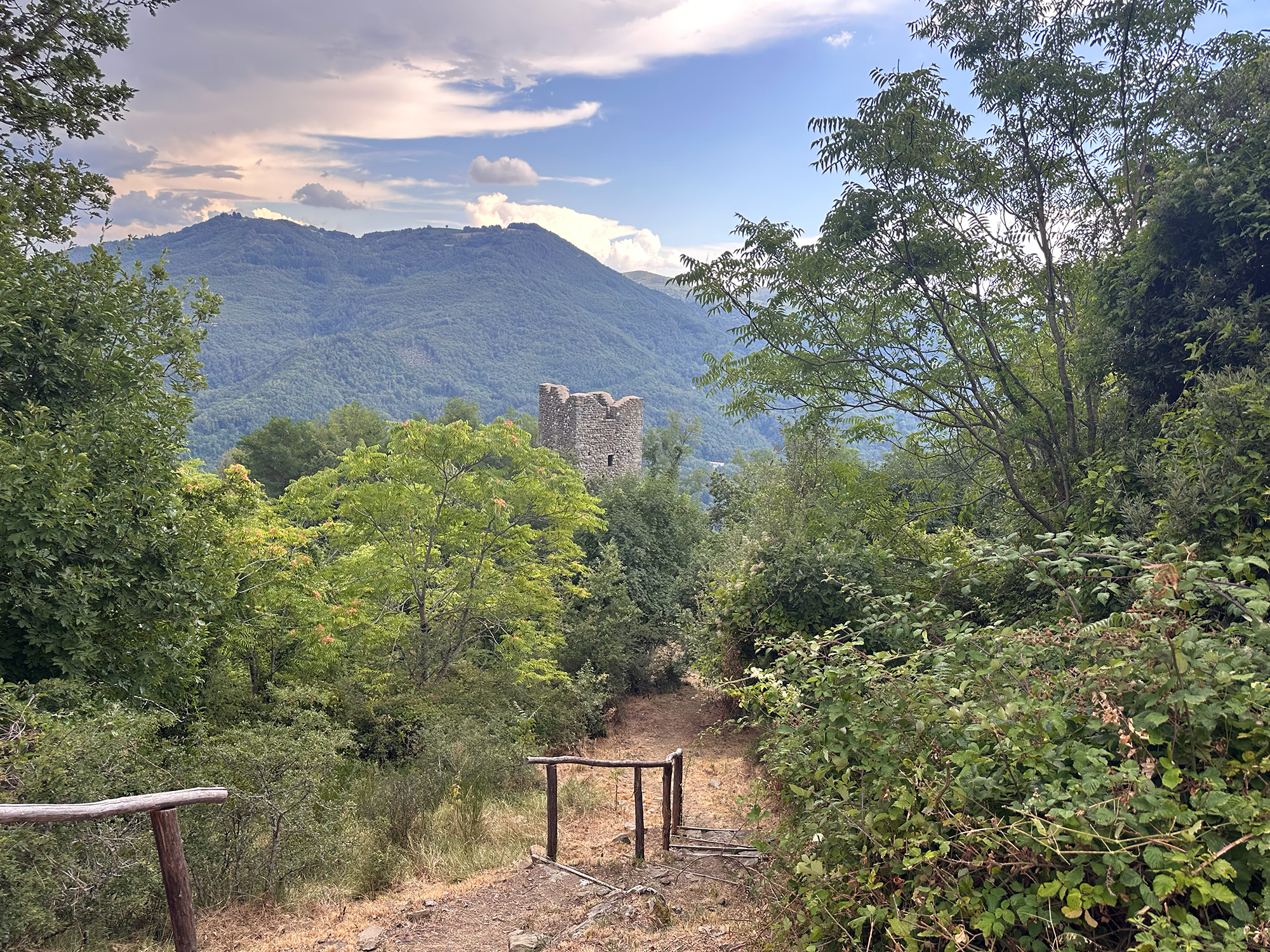 Torri di Popiglio  - Rocca Securana