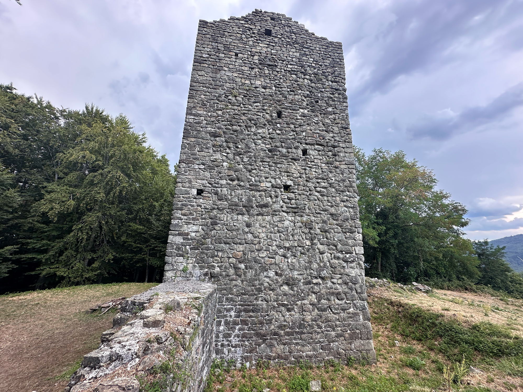 Torri di Popiglio  - Rocca Securana