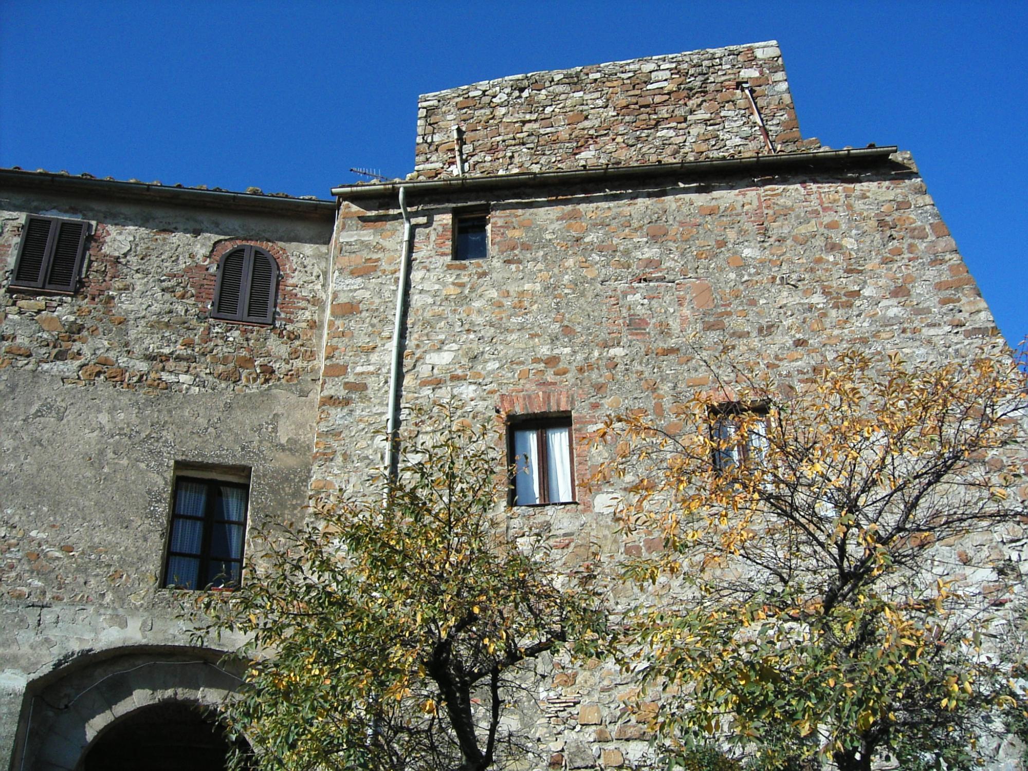 Tatti Castle