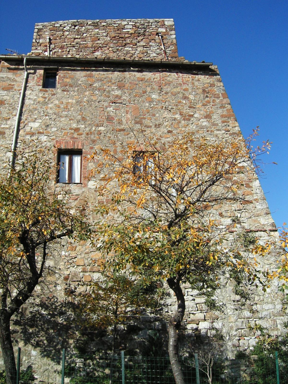 Tatti Castle