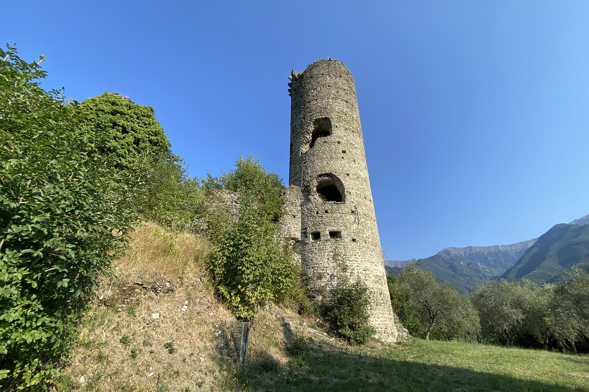 Treschietto Castle