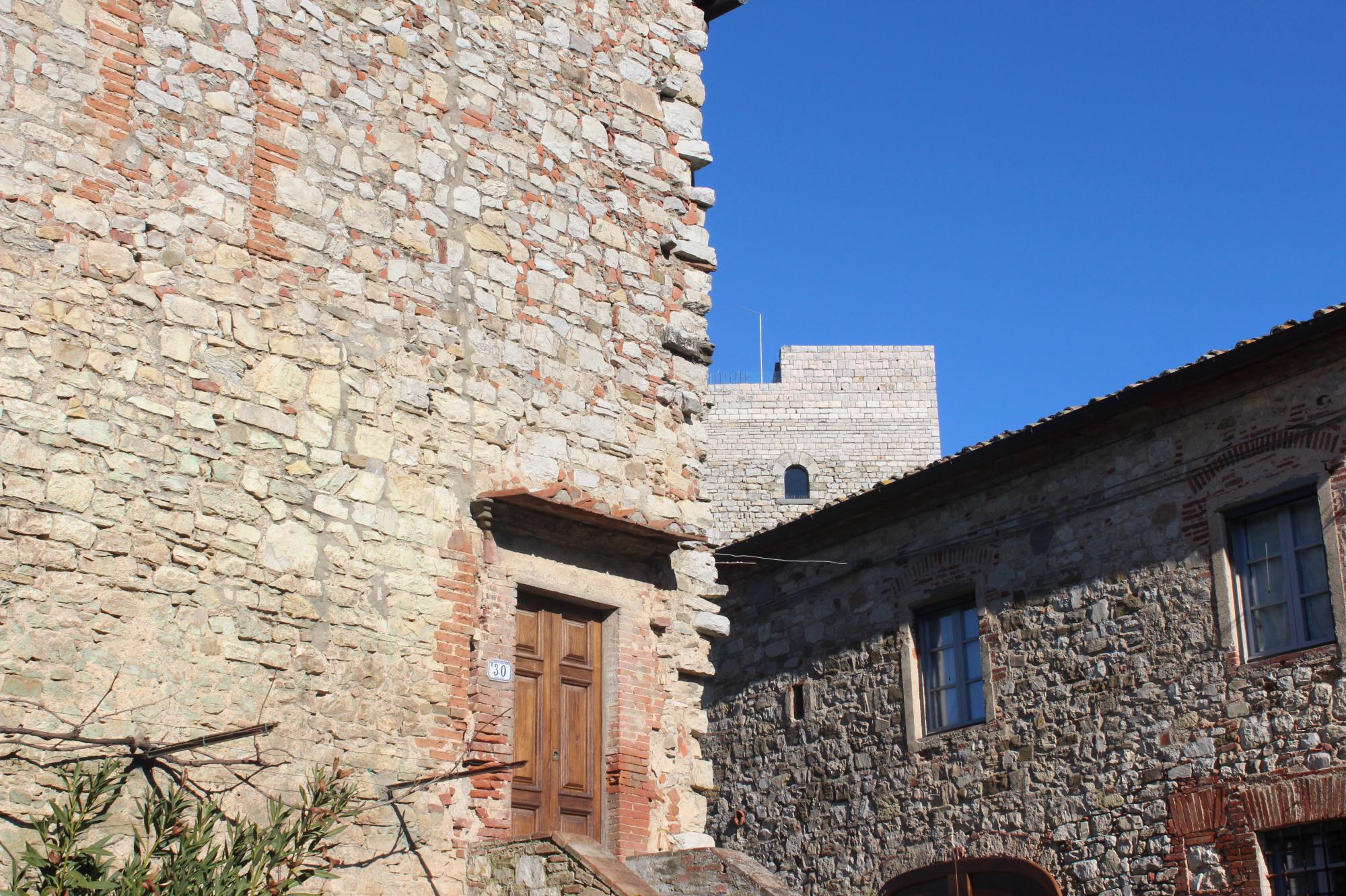 Vertine Castle