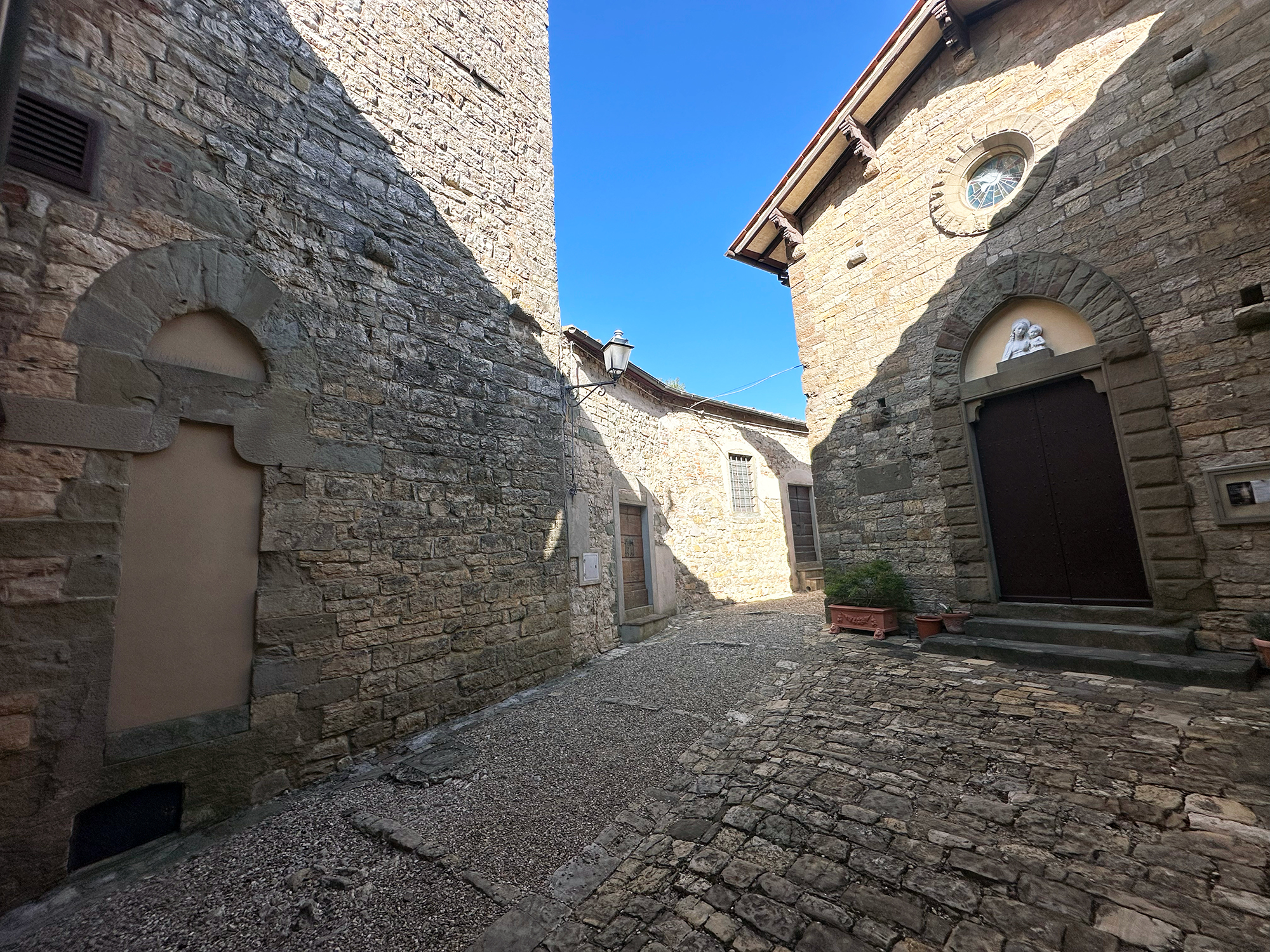 Volognano Castle