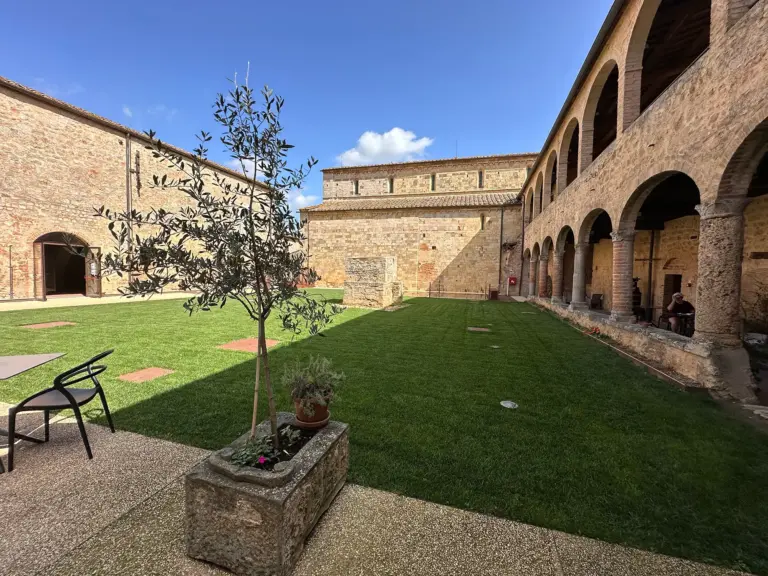 Abbadia Isola - Abbazia Fortificata 20