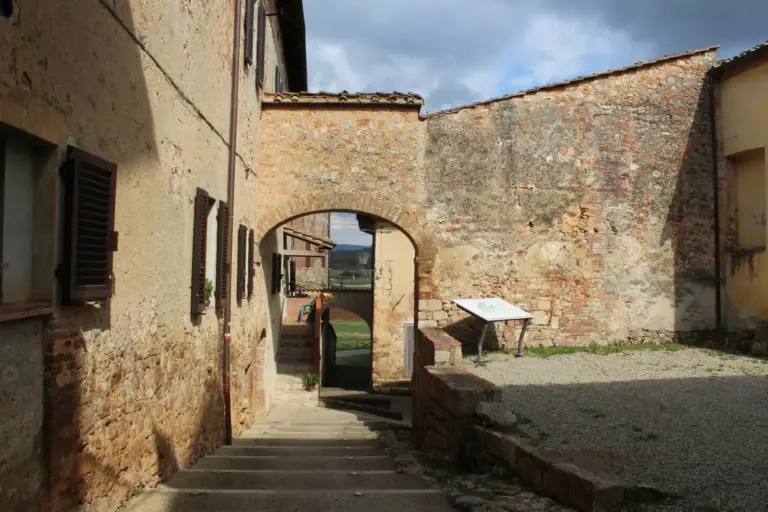 Abbadia Isola - Abbazia Fortificata 19