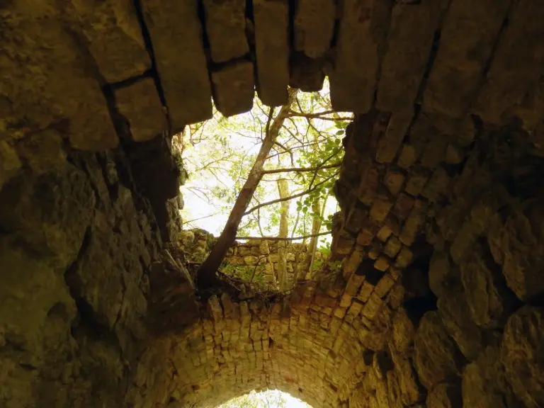 Castello dei Vescovi (Rocca di Berignone) 9