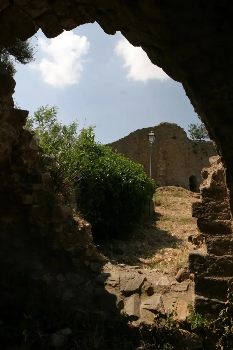 Castello di Buriano 8