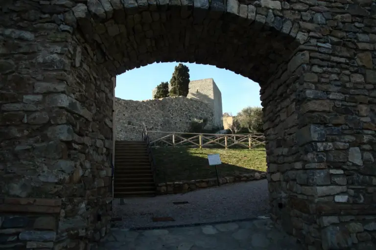 Rocca di Campiglia Marittima 9