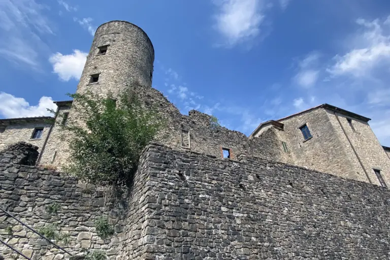 Castello e Borgo di Castevoli 9