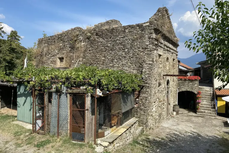 Castello e Borgo di Castevoli 16