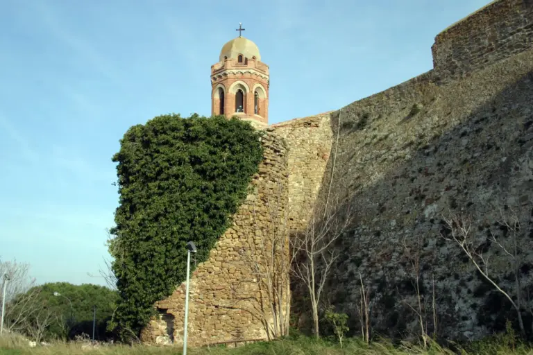 Castello e Mura di Castiglione della Pescaia 14