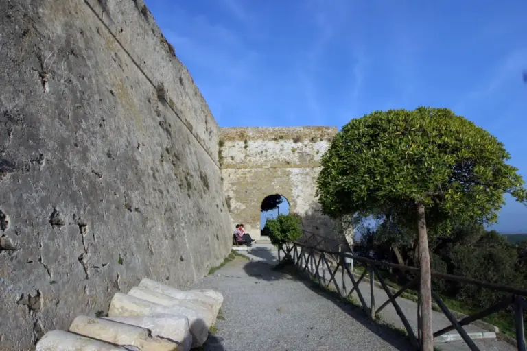 Castello e Mura di Castiglione della Pescaia 23