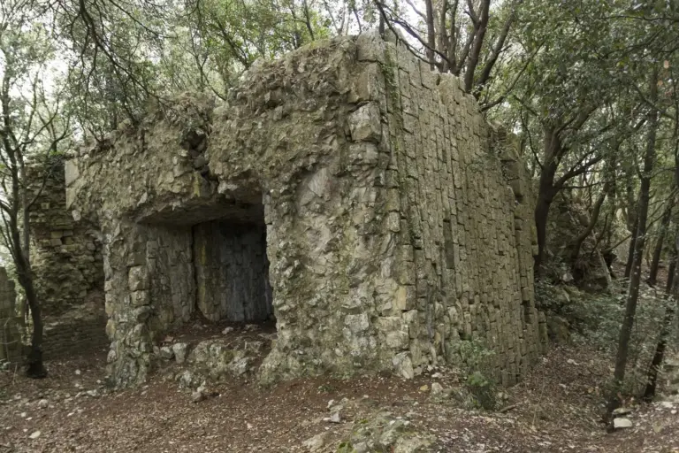 Castello di Cerreto Ciampoli 5