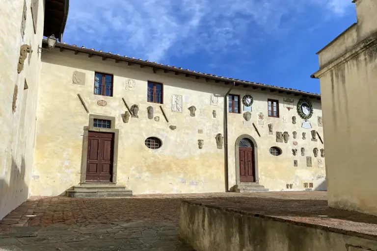 Castello dei Vicari - Lari 6