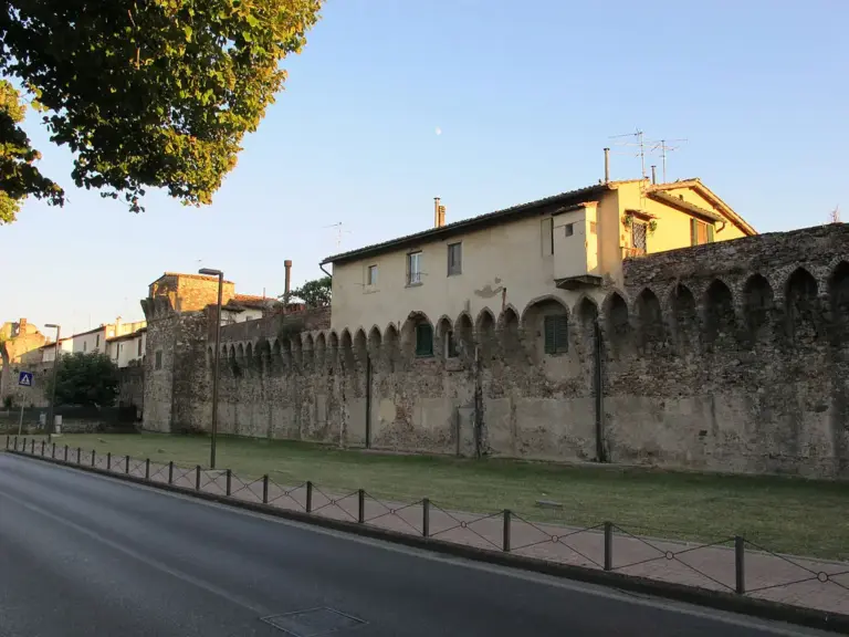 Mura di Lastra a Signa 1