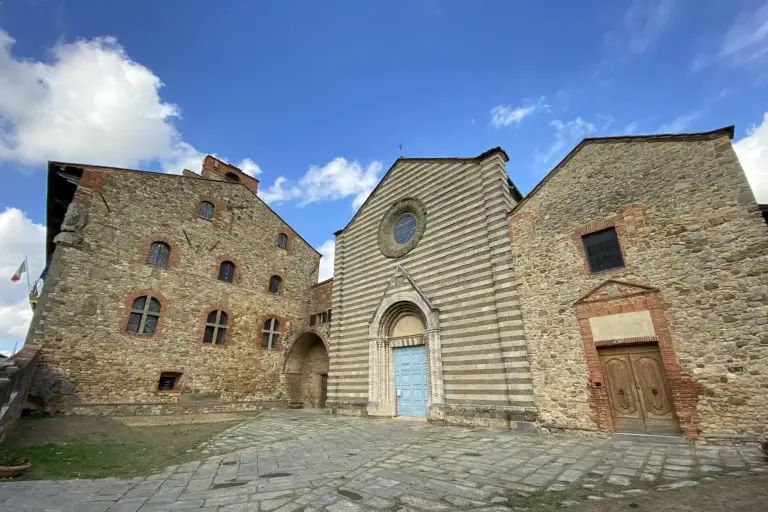Lucignano - Rocca Senese e Mura 9