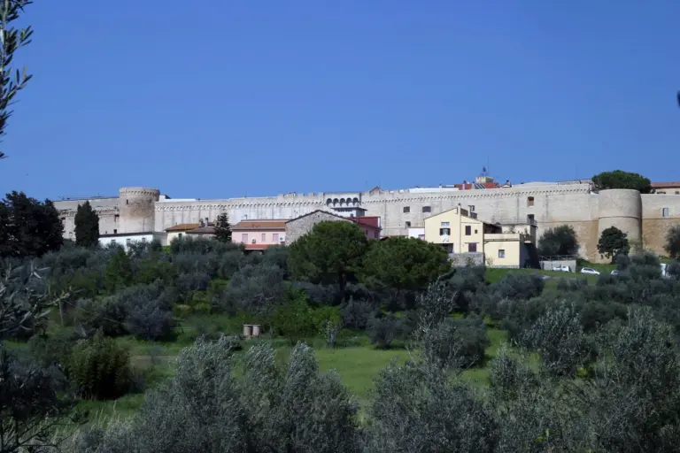 Mura di Magliano in Toscana 1