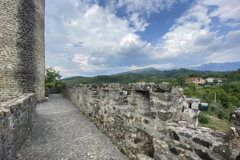 Castello Malaspina di Malgrate 4