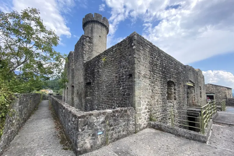 Castello Malaspina di Malgrate 5